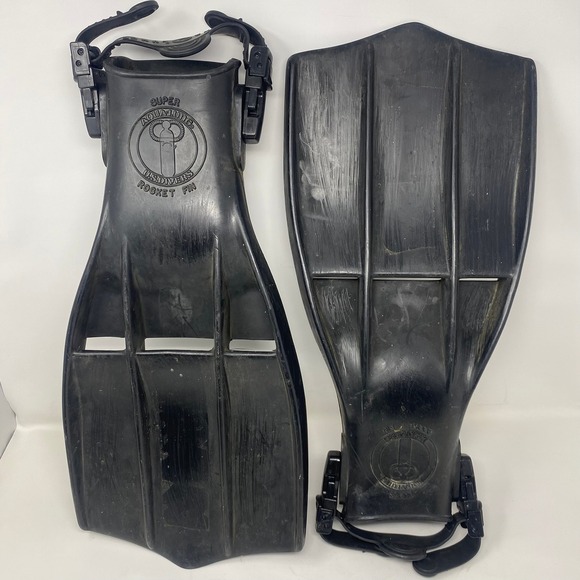 Aqua Lung Other - Aqua-Lung Mens 2 Rocket Fin Black US Divers Vented Scuba Diving Fins Made in USA